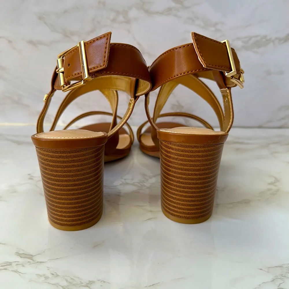 β¨π HP πβ¨ NWOT! Kelly & Katie Beige Heeled Sandal - Picture 4 of 7